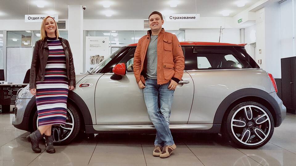 Как открыть бензобак на Mini Cooper
