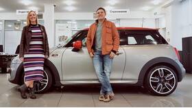 Как открыть бензобак на Mini Cooper в Триколор ТВ